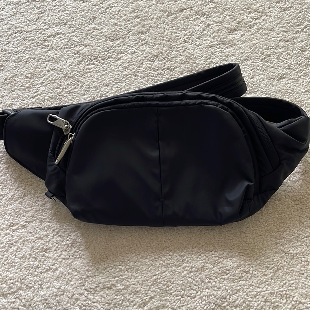 Fanny pack crossbody bag